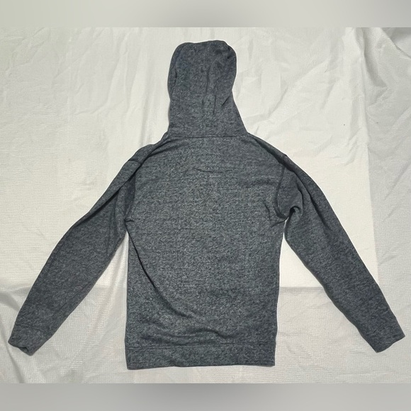 Clearwater Beach Gray Hoodie Sweatshirt Women’s Size Small - Picture 9 of 10